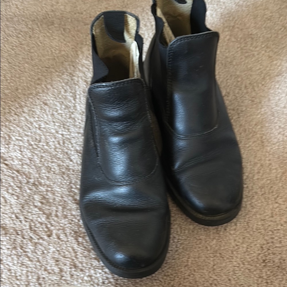 Black Leather Chelsea Boots
